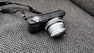 35mm F1.6 lens. Voor Sony E-mount. Zgan. beschikbaar voor biedingen