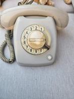 Origineel Jaren 70, grijs PTT telefoon type T 65 met draaisc, Antiek en Kunst, Curiosa en Brocante, Ophalen of Verzenden