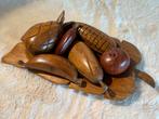 Vintage handgesneden houten fruitschaal met vruchten, Antiek en Kunst, Ophalen of Verzenden