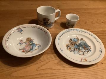 Kinder servies vera de muis wedgewood 5 delig beschikbaar voor biedingen