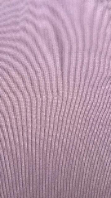 Old pink rib tricot beschikbaar voor biedingen