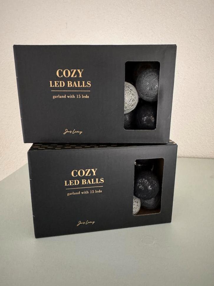 Jens Living Cozy LED Balls - lichtslinger 15 lampjes Nieuw!, Huis en Inrichting, Lampen | Overige, Nieuw, Ophalen of Verzenden