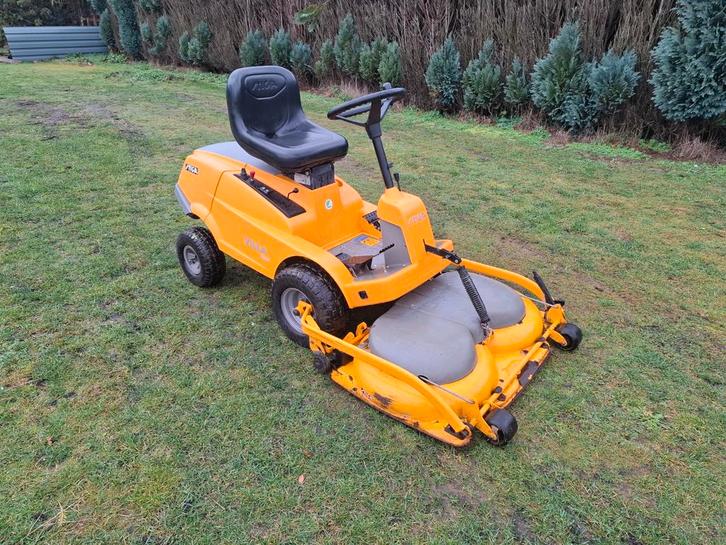 Stiga Villa Frontmaaier hydrostaat zitmaaier opknapper, Tuin en Terras, Grasmaaiers, Gebruikt, Mulchfunctie, Ophalen of Verzenden