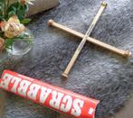 Vintage Draaitafel voor Scrabble onderframe op wieltjes, Hobby en Vrije tijd, Gezelschapsspellen | Bordspellen, Ophalen of Verzenden
