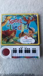 Boek met liedjes en een mini piano, Ophalen, Zo goed als nieuw
