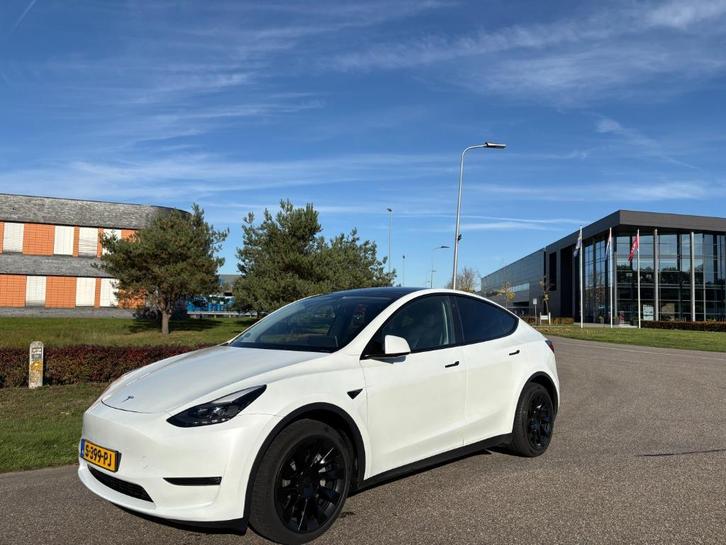 Tesla Model Y Long Range DUAL MOTOR AWD, Auto's, Tesla, Particulier, Model Y, 360° camera, 4x4, ABS, Achteruitrijcamera, Adaptieve lichten