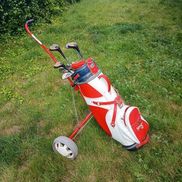 Golf trolley, golf set met inhoud  beschikbaar voor biedingen