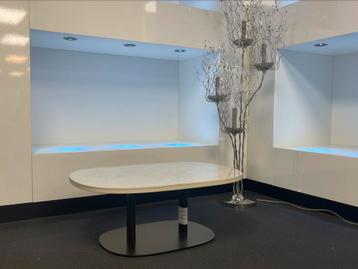 Leolux Toveri salontafel keramiek gloss Raffaelo beschikbaar voor biedingen