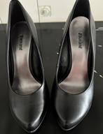 Elegante zwarte pumps van Graceland.maat 38, Kleding | Dames, Schoenen, Ophalen of Verzenden, Zo goed als nieuw, Zwart