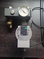 Wilo circulatiepomp met thermostaat, Doe-het-zelf en Verbouw, Verwarming en Radiatoren, Ophalen, Gebruikt, Minder dan 30 cm, Overige typen