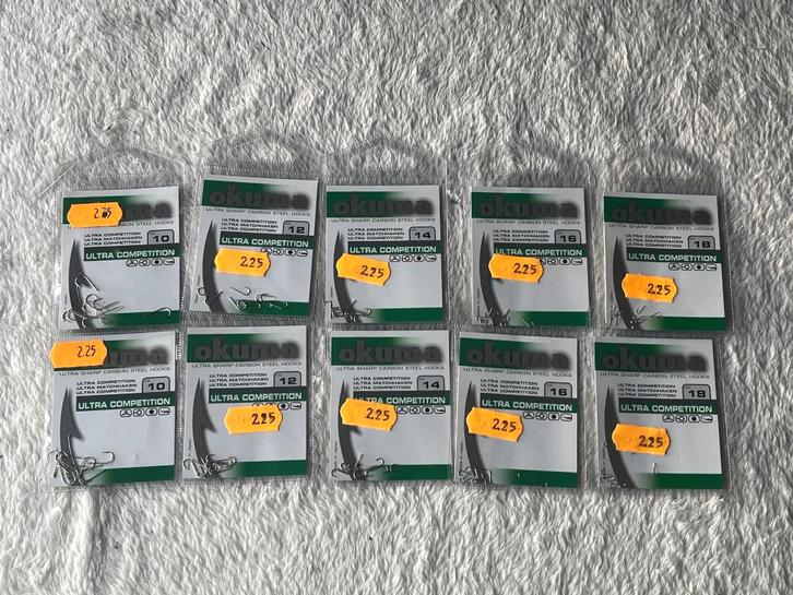 adv 109 / NIEUW serie 10 pakjes witvishaakjes OKUMA, Watersport en Boten, Hengelsport | Algemeen, Nieuw, Haak, Ophalen of Verzenden