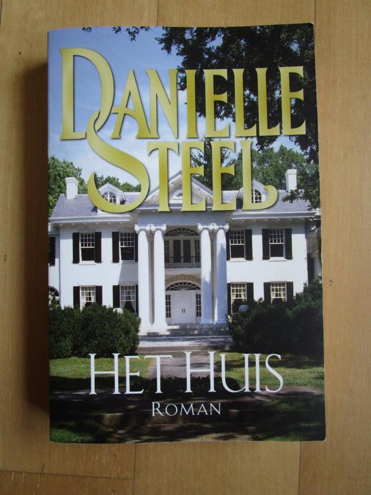Danielle Steel - Het Huis, Boeken, Romans, Zo goed als nieuw, Nederland, Ophalen of Verzenden