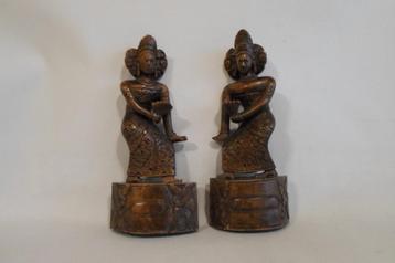 Beelden Indonesië Danseressen beschikbaar voor biedingen