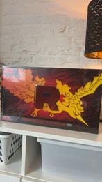 Team Rocket’s Moltres Ultra Premium Collection UPC, Hobby en Vrije tijd, Verzamelkaartspellen | Pokémon, Ophalen of Verzenden