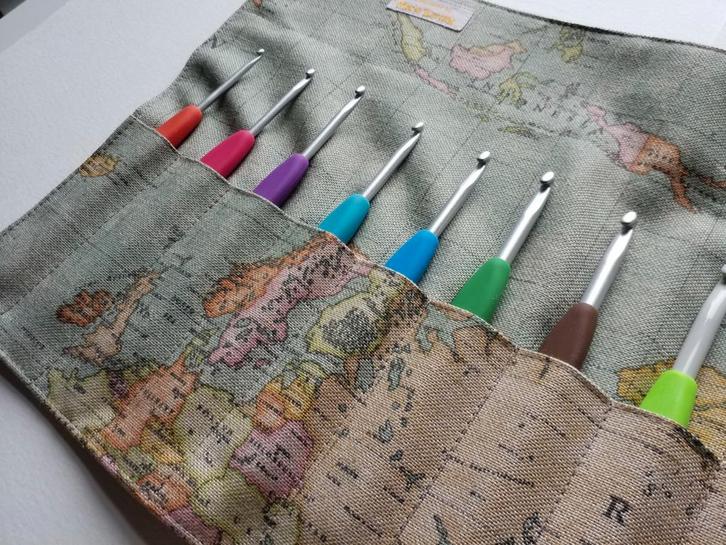 Haaknaalden etui Wereldkaart., Hobby en Vrije tijd, Breien en Haken, Nieuw, Haken, Patroon of Boek, Ophalen of Verzenden