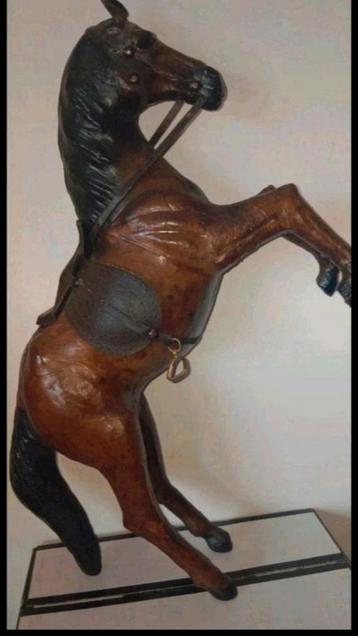 Beeld Paard Handwerk  beschikbaar voor biedingen