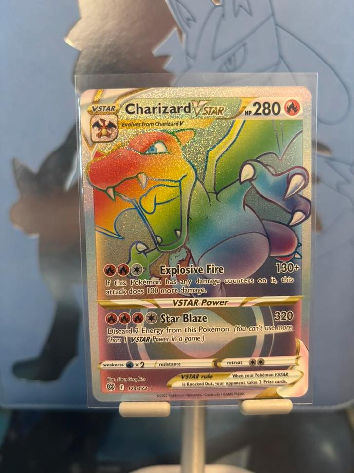 Charizard Vstar Rainbow, Hobby en Vrije tijd, Verzamelkaartspellen | Pokémon, Zo goed als nieuw, Ophalen of Verzenden