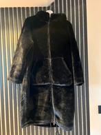 Monki fluffy jas, Zwart, Maat 42/44 (L), Ophalen of Verzenden, Zo goed als nieuw