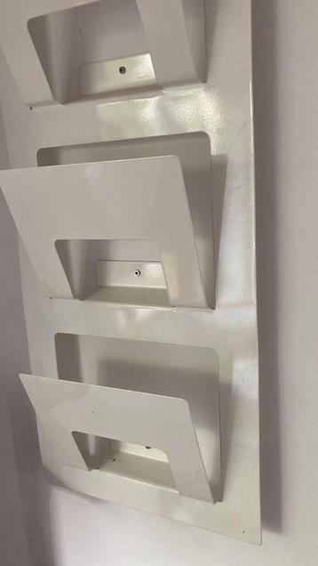 Tijdschriftenrek ikea beschikbaar voor biedingen