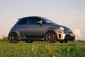 Abarth 695 Biposto beschikbaar voor biedingen