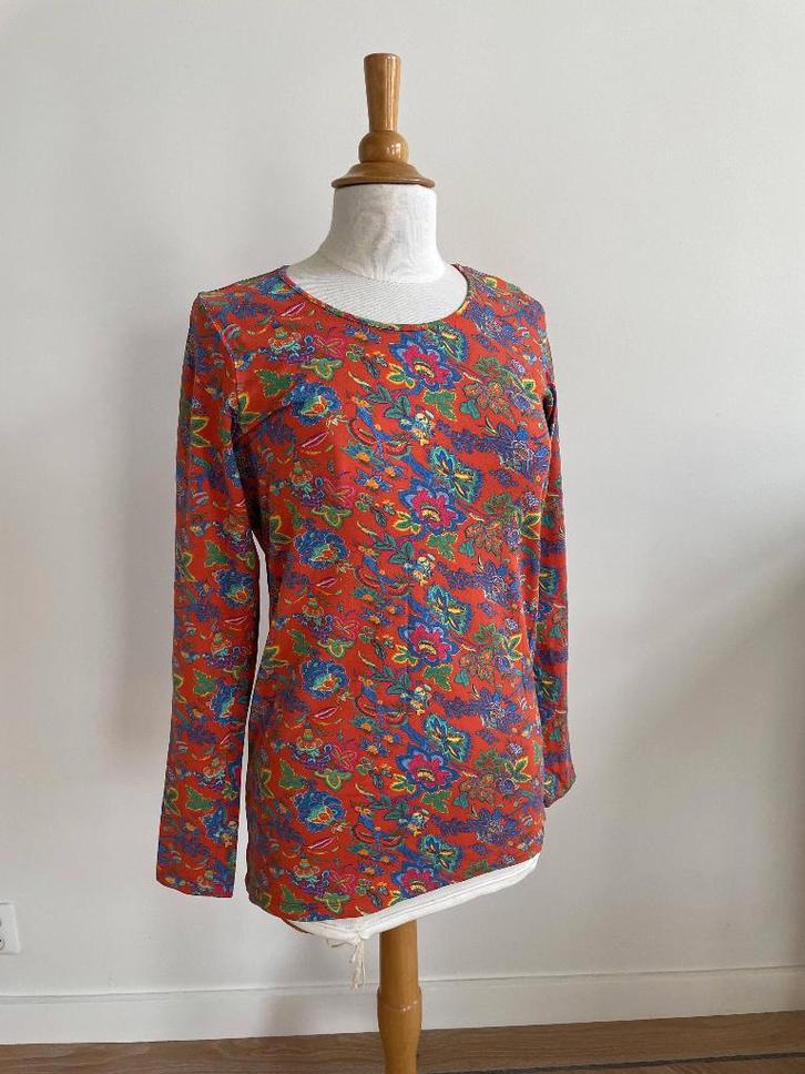 Oilily: Nieuw, vrolijk gekleurd truitje / shirt. Maat M, Kleding | Dames, Truien en Vesten, Nieuw, Maat 38/40 (M), Rood, Ophalen of Verzenden