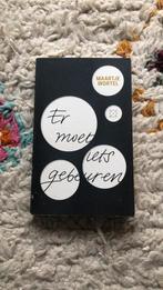 Maartje Wortel - Er moet iets gebeuren, Boeken, Literatuur, Maartje Wortel, Ophalen of Verzenden, Zo goed als nieuw, Nederland