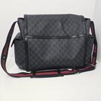 Gucci GG Supreme Medium diaper bag | In nieuwstaat, Gucci, Zo goed als nieuw, Support@gucci.com, 30 Avenue Montaigne
75008 Paris