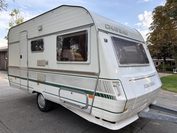 Chateau Cantara 928 Lage opruimprijs, Caravans en Kamperen, Caravans, Bedrijf, tot en met 4, 750 - 1000 kg, Treinzit, Chateau