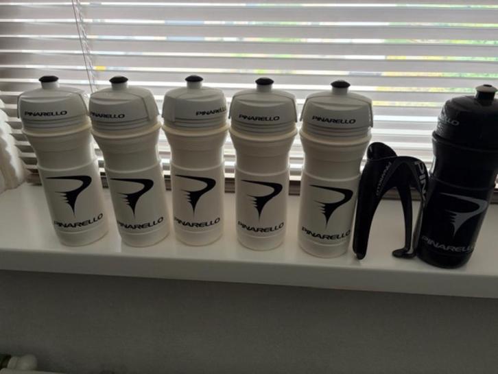 Pinarello Bidons + Pinarello Carbon bidonhouder, Fietsen en Brommers, Fietsonderdelen, Nieuw, Racefiets, Overige typen, Ophalen of Verzenden