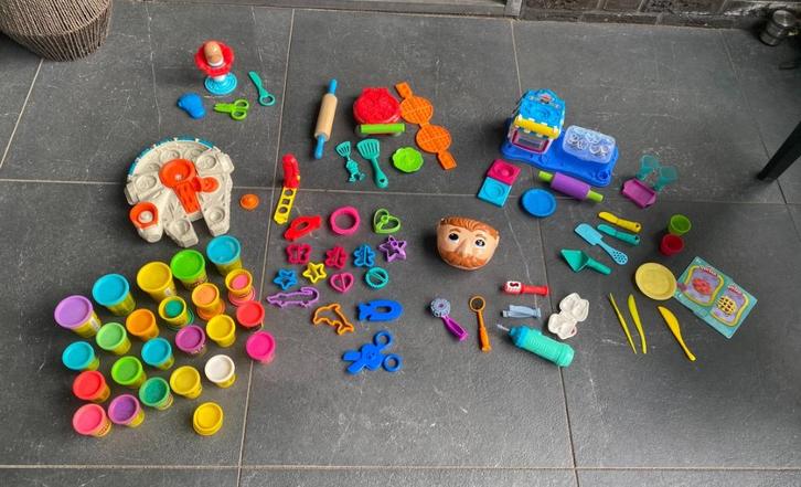 Diverse Play Doh klei sets (6) stuks ,met 23,5 potjes klei, Kinderen en Baby's, Speelgoed | Educatief en Creatief, Zo goed als nieuw