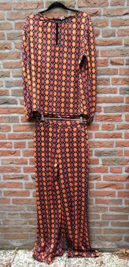 Iconi-k nieuwe flair broek L met bijpassende gave top XL, Kleding | Dames, Jasjes, Kostuums en Pakken, Nieuw, Kostuum of Pak, Maat 46/48 (XL) of groter