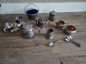 Diverse zilveren/verzilverde items beschikbaar voor biedingen