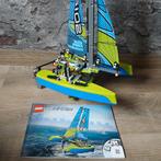 Lego technic 42105 catamaran, Kinderen en Baby's, Speelgoed | Duplo en Lego, Ophalen of Verzenden, Zo goed als nieuw