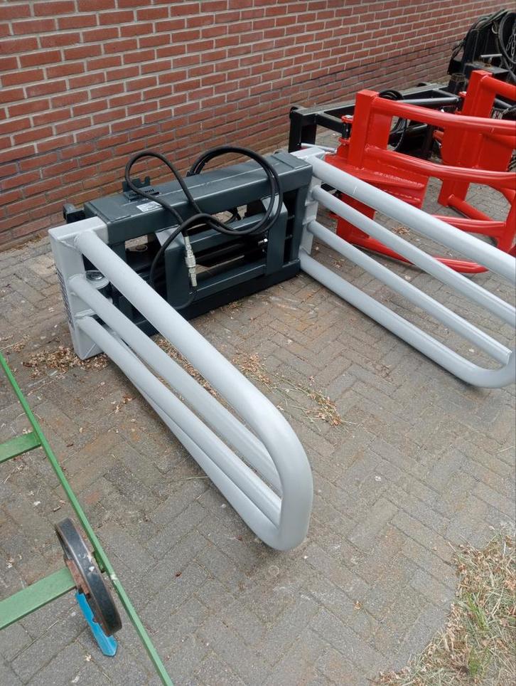 balenklem rond vierkant voorladerbak grondbak, Zakelijke goederen, Agrarisch | Werktuigen, Veehouderij, Ophalen