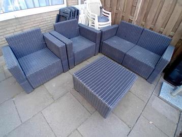 Loungeset / Tuinset zonder kussens beschikbaar voor biedingen