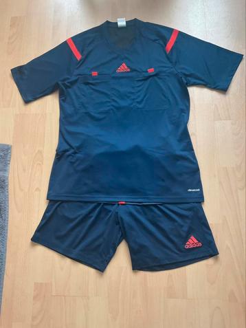 Adidas scheidsrechters tenue M/L beschikbaar voor biedingen