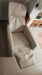 Beige relaxfauteuil met verstelbare rug en beensteun, Ophalen, Gebruikt, 75 tot 100 cm, Modern