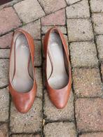 Dames schoenen, Ophalen of Verzenden, Zo goed als nieuw, Bruin