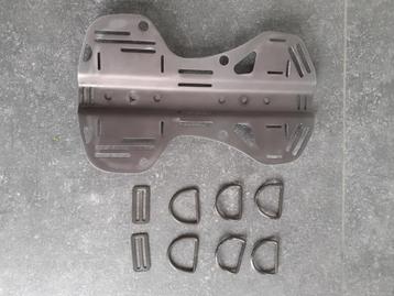 Backplate voor wing titanium of aluminium beschikbaar voor biedingen