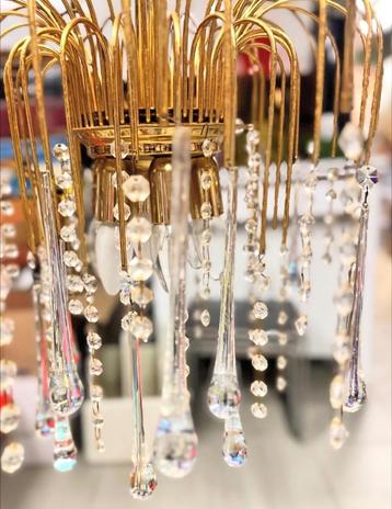 Extra grote Teardrop kroonluchter beschikbaar voor biedingen