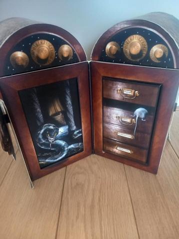 Harry potter boeken in schatkist collectors item beschikbaar voor biedingen