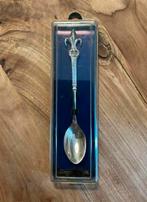 Charmant Engels theelepeltje nieuw in verpakking, Antiek en Kunst, Ophalen of Verzenden