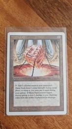 MTG Mana Vault (Revised), Hobby en Vrije tijd, Verzamelkaartspellen | Magic the Gathering, Ophalen of Verzenden, Gebruikt, Losse kaart