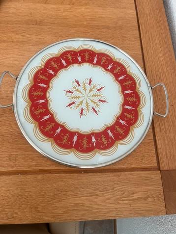 Vintage, retro-dienlad, glas met metalen rand beschikbaar voor biedingen