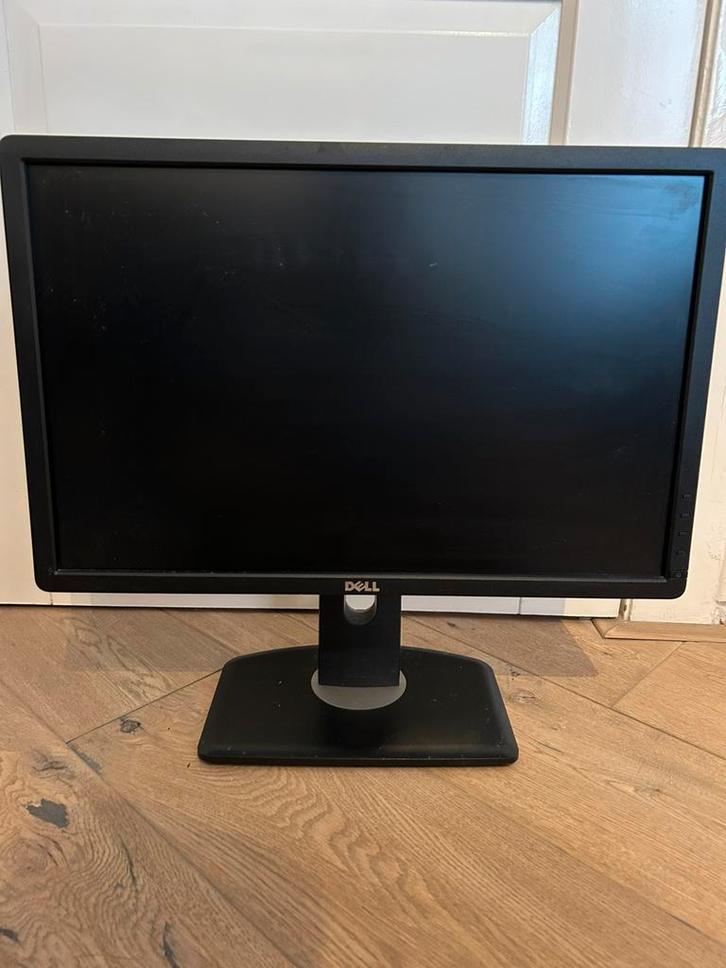 Dell P2213 22 inch Monitor - Goedkoop!, Computers en Software, Monitoren, Gebruikt, 60 Hz of minder, VGA, In hoogte verstelbaar