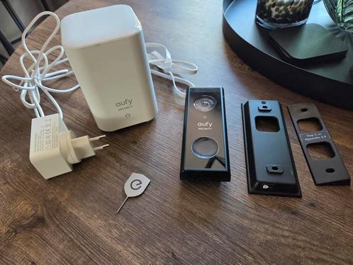 Eufy Security Deurbel (oplaadbaar) + Homebase, Huis en Inrichting, Deurbellen, Zo goed als nieuw, Ophalen