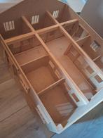 Paardenstal om mee te spelen, Ophalen, Zo goed als nieuw, Poppenhuis