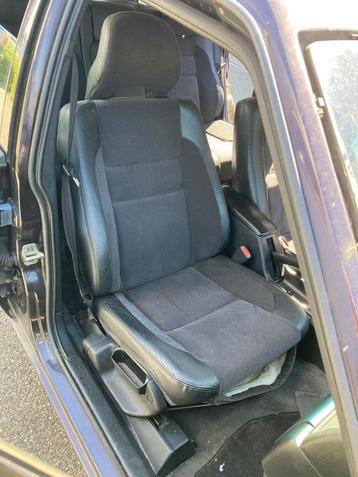 Volvo 940 zwart half lederen interieur met airbags 1993-1998 beschikbaar voor biedingen