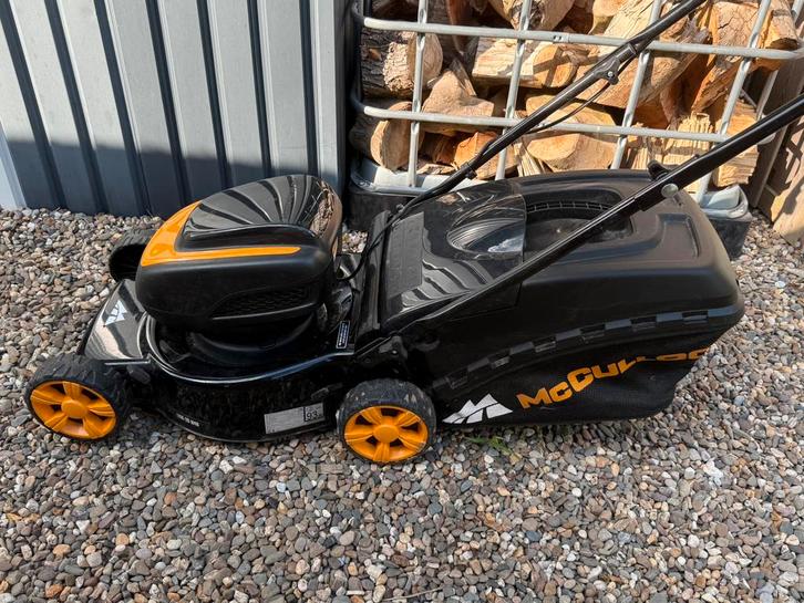 Grasmaaier accu Mc Culloch pro 58, Tuin en Terras, Grasmaaiers, Zo goed als nieuw, Ophalen