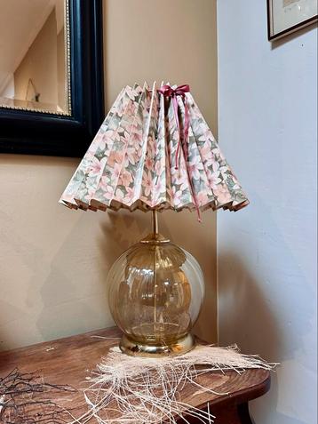 Vintage Hollywood Regency Lamp - Glas & Messing beschikbaar voor biedingen